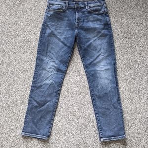 Lucky Brand 223 straight leg jeans